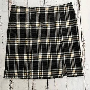 Full Tilt plaid mini skirt from Tilly’s!